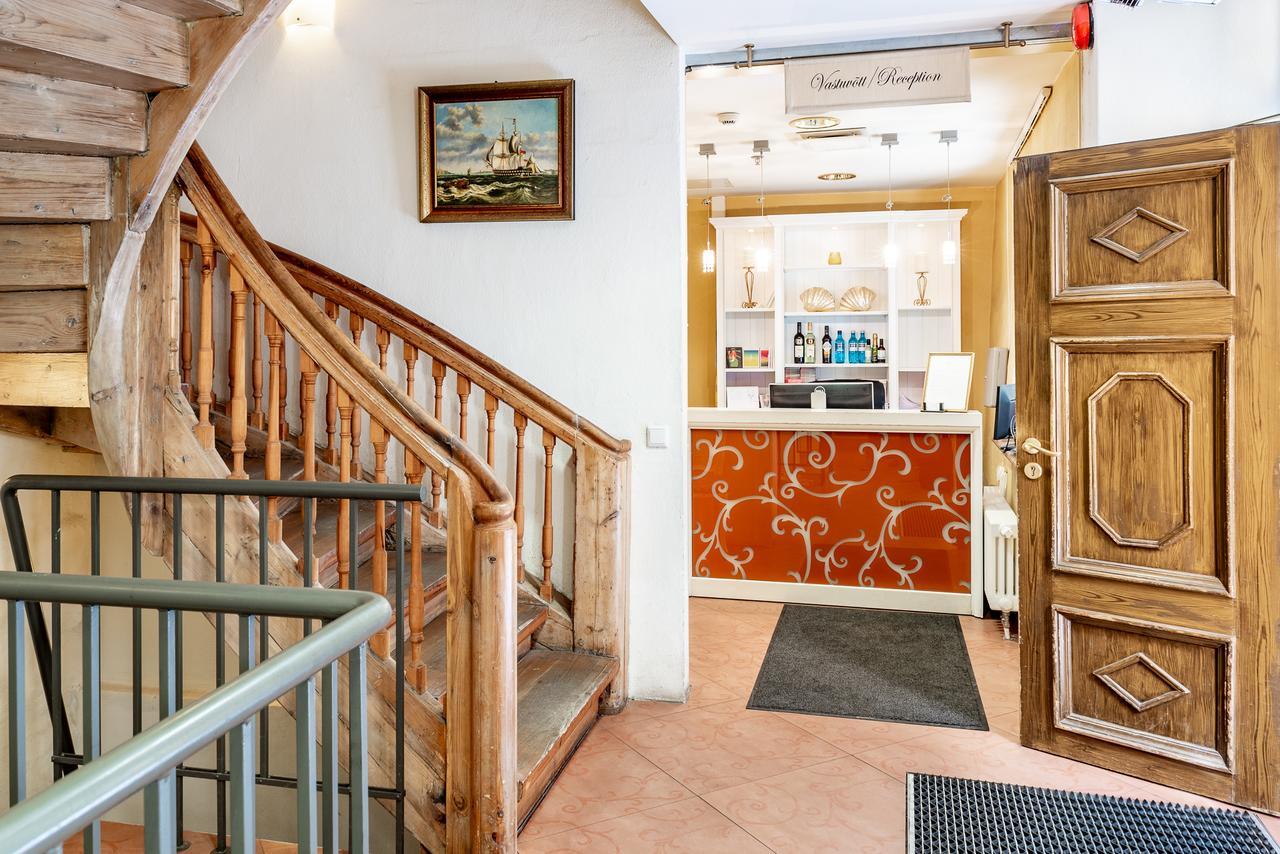 Meriton Old Town Garden Hotel Ταλίν Εξωτερικό φωτογραφία